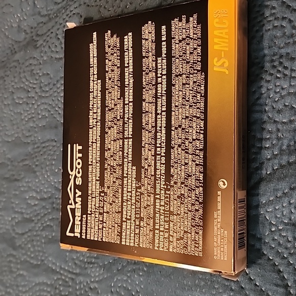 MAC Cosmetics Jeremy Scott CD-JS X3 Cheek Palette - Picture 6 of 6